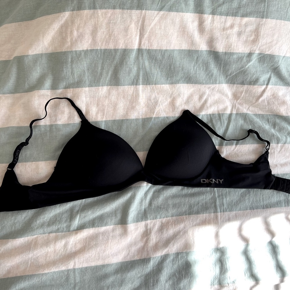 DKNY woman’s bra
